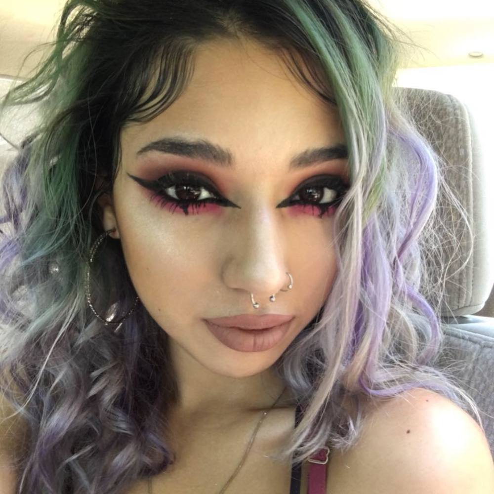 Meet your Posher, Vanessa